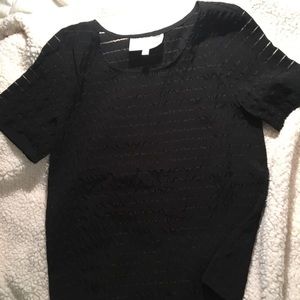 Beautiful black short-sleeve top.